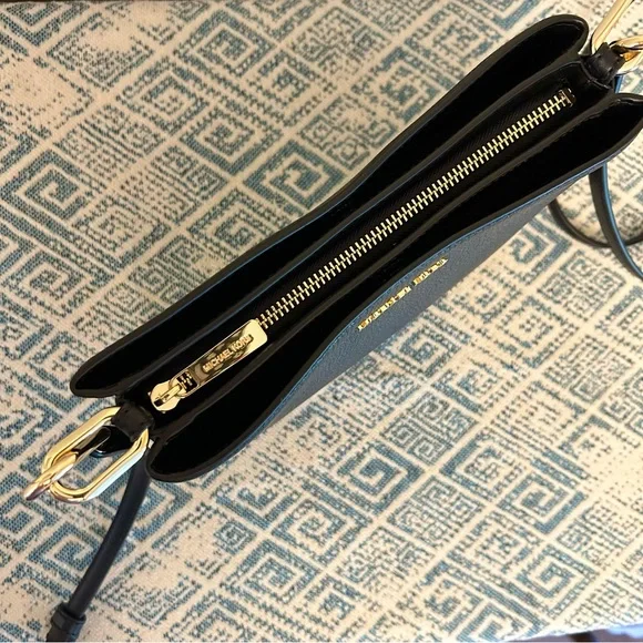 Michael Kors black crossbody bag NWT - Picture 8 of 10